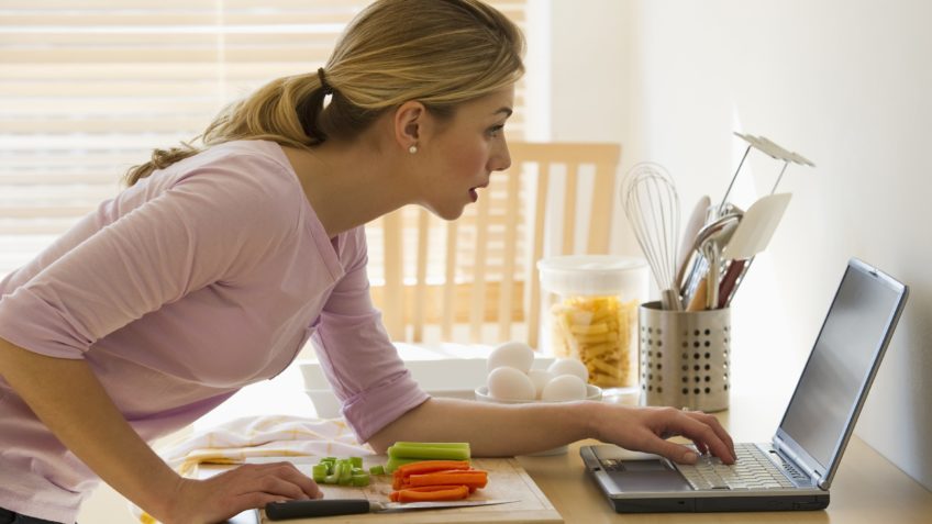 بررسی سایت های آشپزی، از سیر تا پیاز