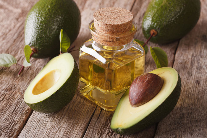 خواص روغن آووکادو، ۵ خاصیت سلامتی و زیبایی روغن آووکادو