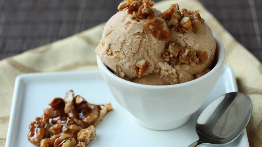 بستنی گردویی