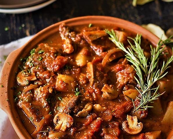 خورش قارچ و گوشت