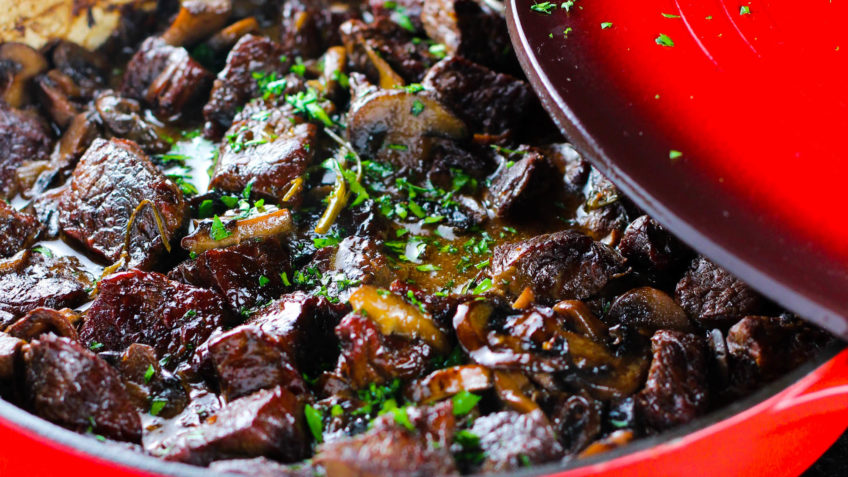 خورش قارچ و گوشت