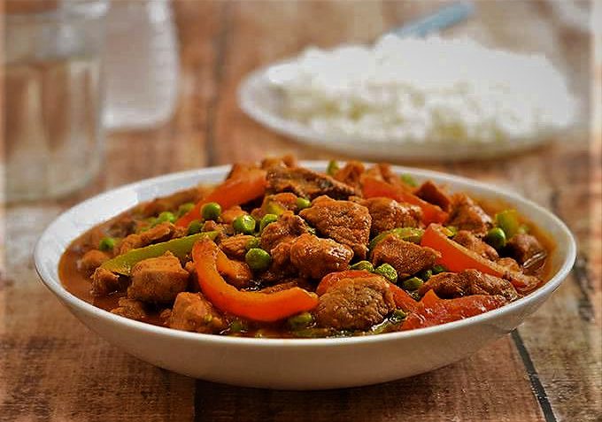 خوراک نخود فرنگی و گوشت