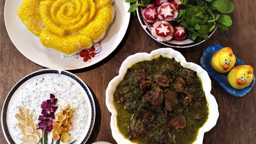خورش آلو اسفناج