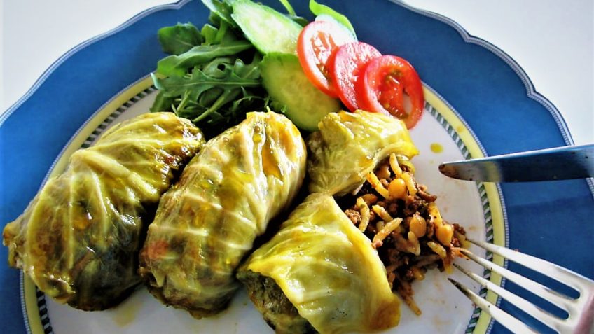 دلمه کاهو