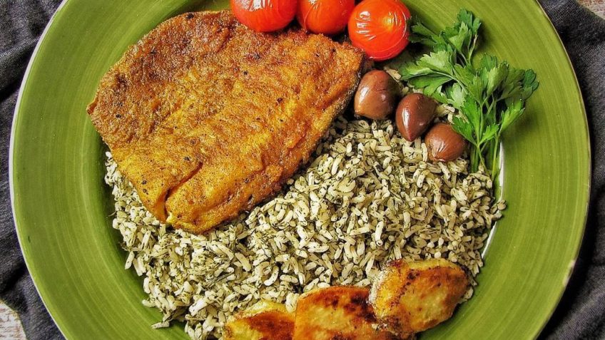 سبزی پلو با ماهی