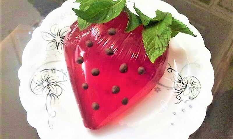 ژله توت فرنگی