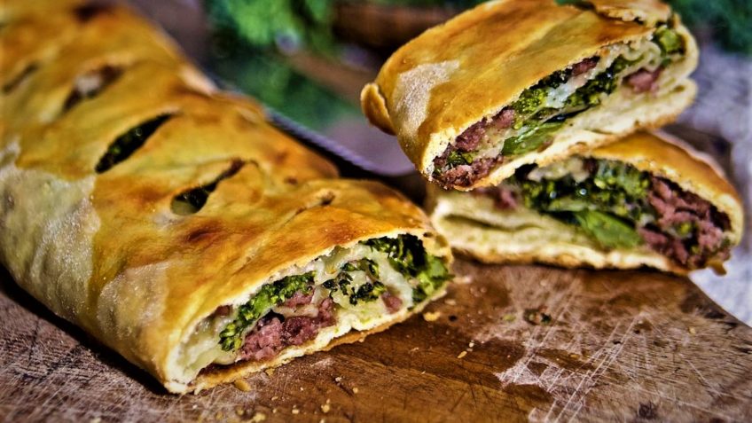 بورک گوشت Meat Burek
