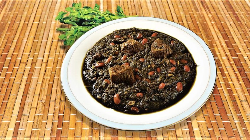 خورشت قرمه سبزی