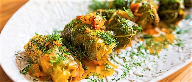 دلمه کاهو