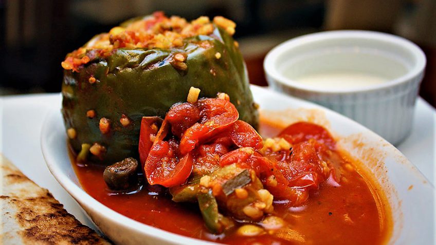 دلمه فلفل دلمه ای