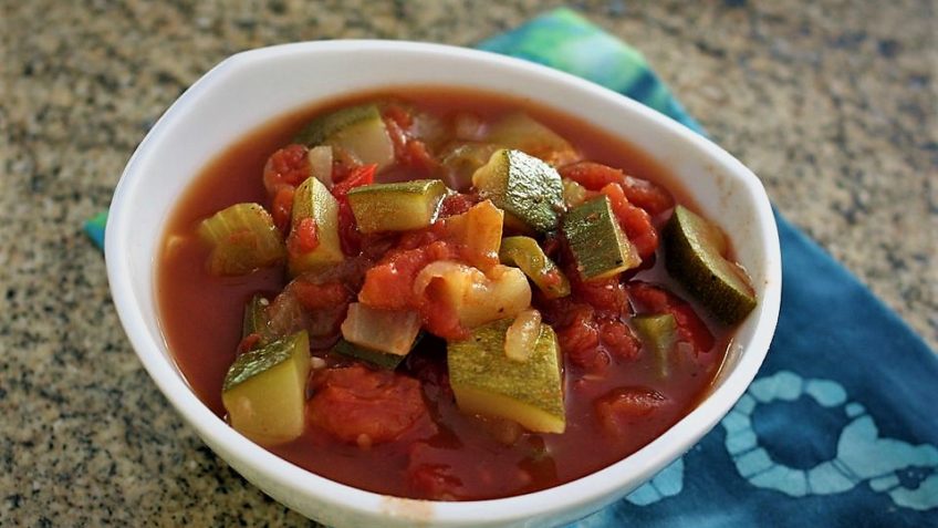 کوی ترشک (خورش کدو سبز)