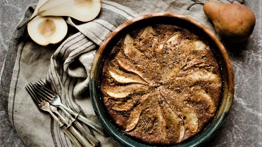 پودینگ گلابی و زنجبیل