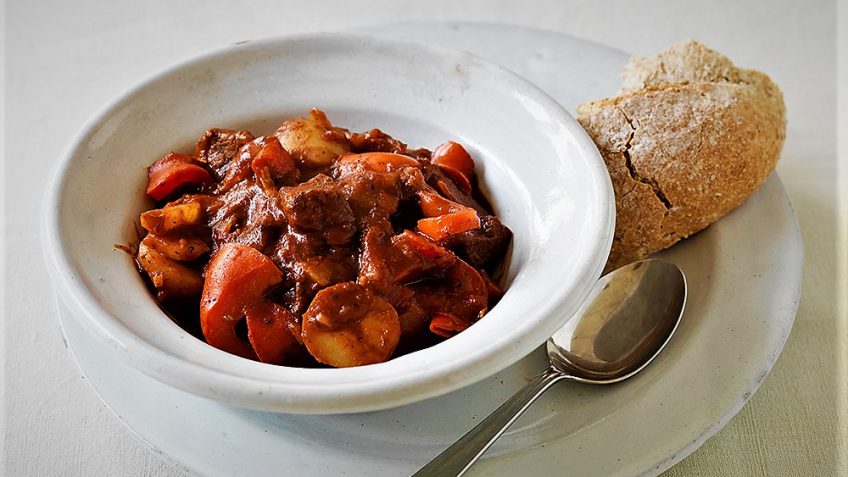 خورش گولاش